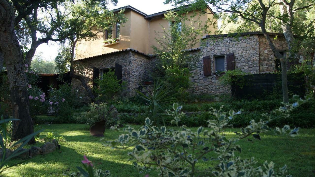 Le Sughere Padru Dış mekan fotoğraf